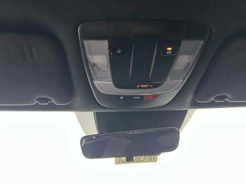 Used 2022 Kia K5 GT-Line image 32