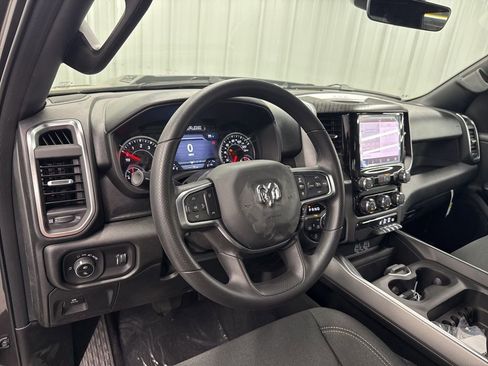 New 2026 RAM 1500 Express AWD/4WD image 16