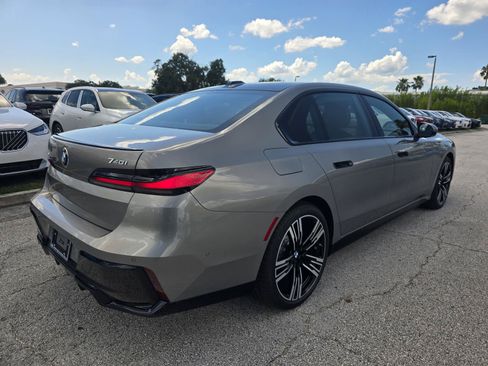 New 2026 BMW 740i RWD image 3