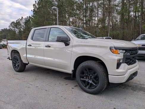 New 2026 Chevrolet Silverado 1500 Custom image 2