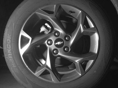Used 2025 Chevrolet Trax LT w/ LT Convenience Package FWD image 15