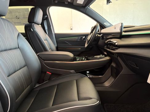 New 2026 Buick Enclave Avenir w/ Super Cruise Package image 28