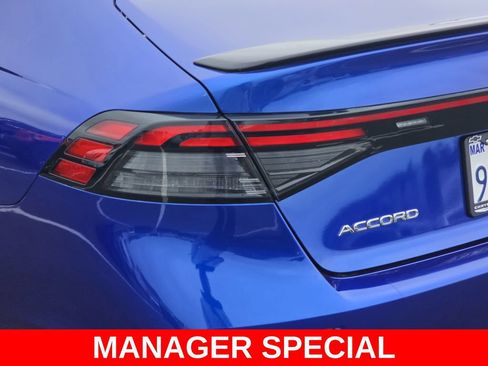 Used 2025 Honda Accord Sport image 40