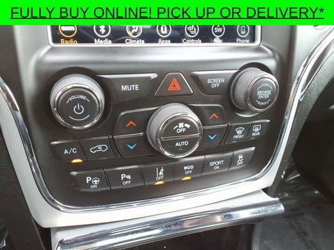 Used 2018 Jeep Grand Cherokee Limited image 12