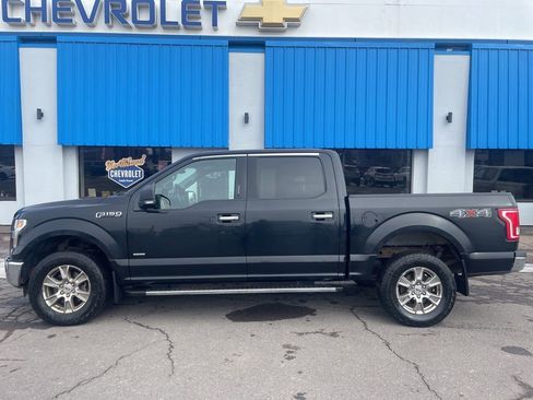 Used 2016 Ford F150 XLT w/ Equipment Group 302A Luxury image 8