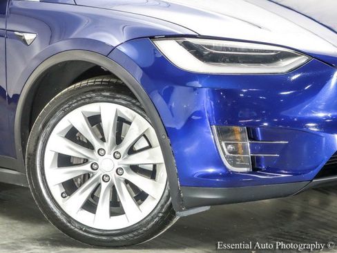 Used 2018 Tesla Model X 100D image 4