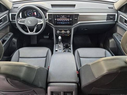 Used 2023 Volkswagen Atlas SE FWD image 17