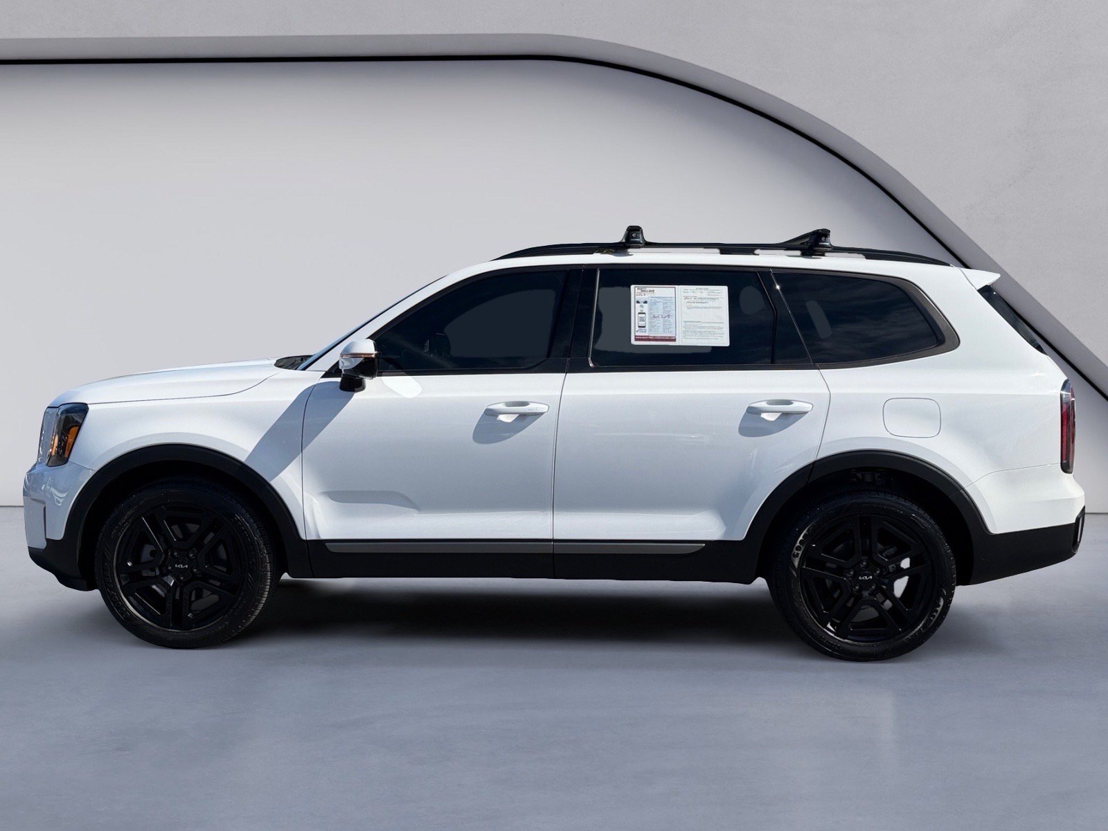 Used 2023 Kia Telluride SX X-Line AWD/4WD image 2