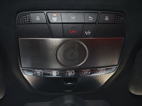 Used 2025 Mercedes-Benz G 63 AMG 4MATIC image 33