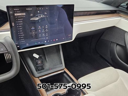 Used 2022 Tesla Model S AWD/4WD image 32