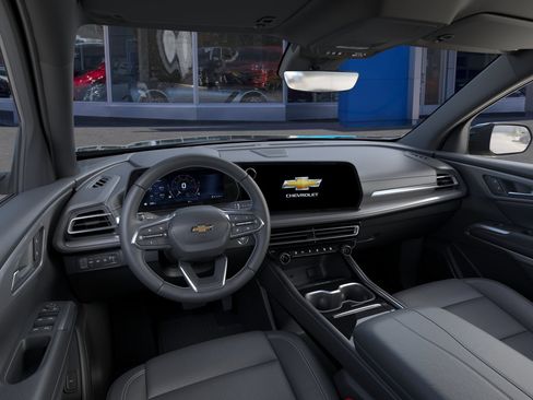 New 2026 Chevrolet Traverse LT image 15