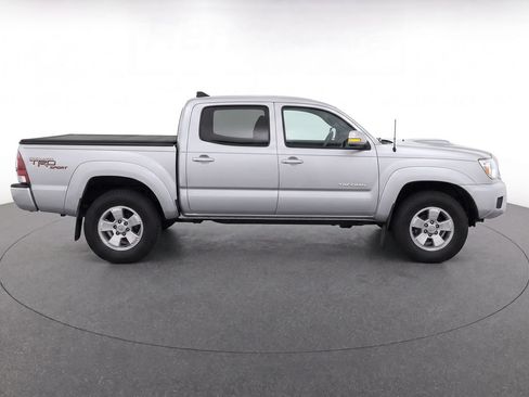 Used 2012 Toyota Tacoma PreRunner w/ TRD Sport Pkg RWD image 11