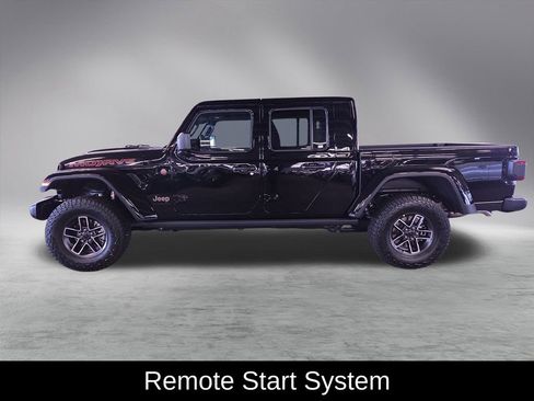 New 2026 Jeep Gladiator Mojave image 5