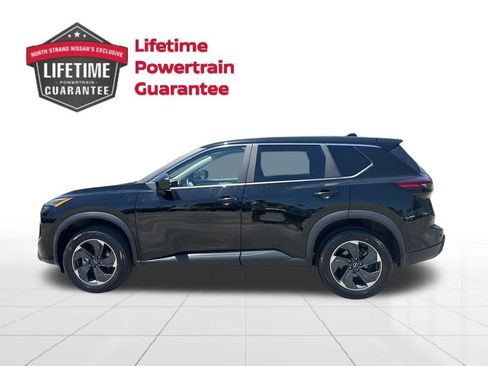 Certified 2025 Nissan Rogue SV FWD image 4