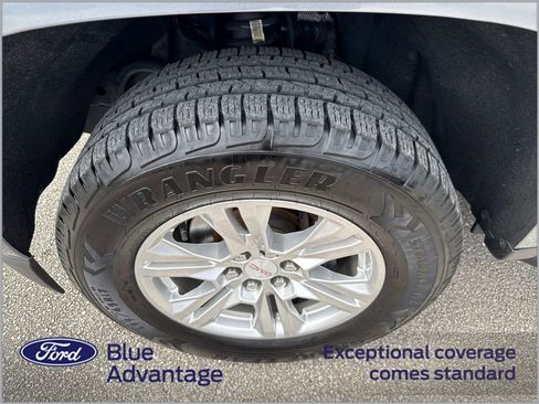 Used 2019 GMC Canyon SLE w/ SLE Convenience Package image 12