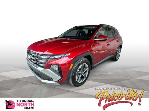 Used 2025 Hyundai Tucson SEL FWD image 1