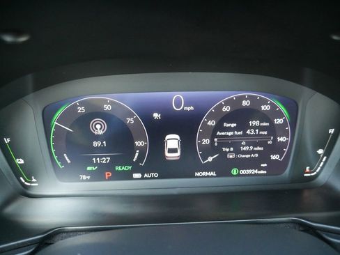 Used 2025 Honda Accord Sport image 36