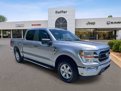 Used 2021 Ford F150 XLT AWD/4WD image 2