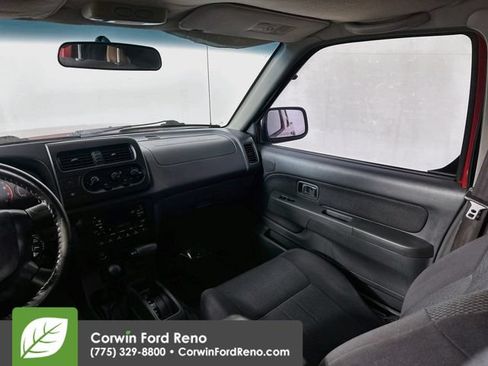 Used 2001 Nissan Frontier XE AWD/4WD image 20