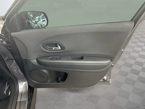 Used 2021 Honda HR-V Sport image 28