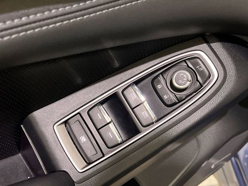 Used 2023 Subaru Ascent Limited w/ Technology Package image 34