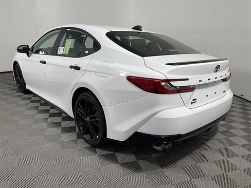 New 2026 Toyota Camry Hybrid AWD/4WD image 5