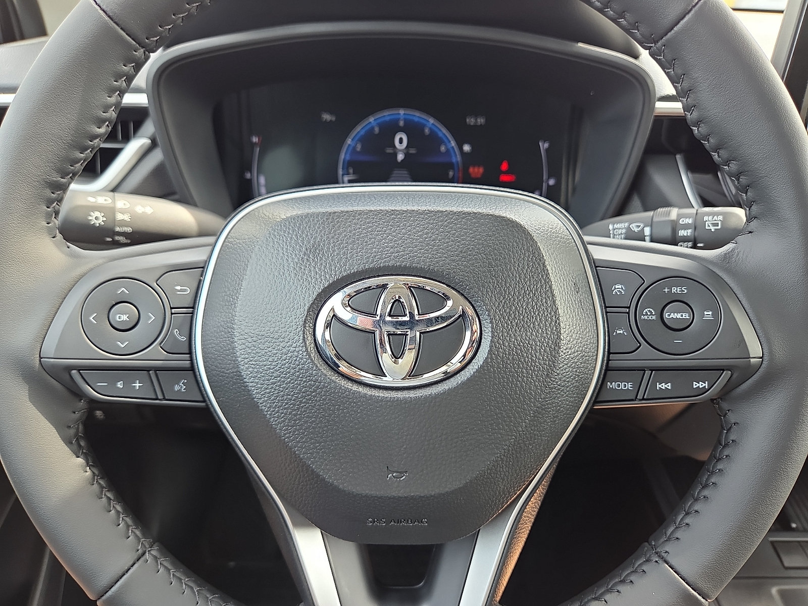 New 2026 Toyota Corolla Cross LE w/ Moonroof Package FWD image 14