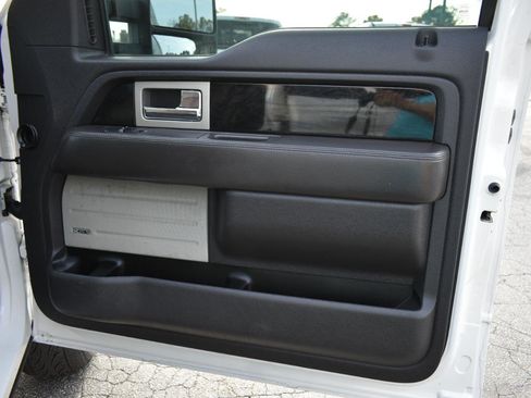 Used 2012 Ford F150 Platinum image 39