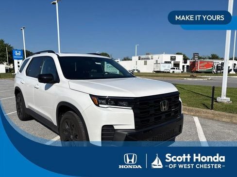 Used 2026 Honda Pilot Black Edition image 1