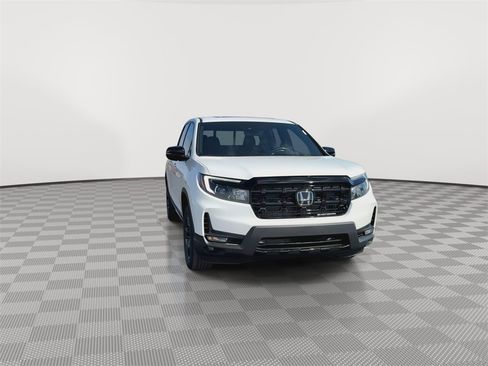 New 2026 Honda Ridgeline Black Edition image 3
