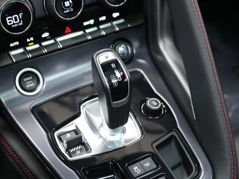 Used 2021 Jaguar F-TYPE R AWD/4WD image 47