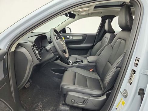 New 2026 Volvo XC40 B5 Plus w/ Protection Package Premier image 17