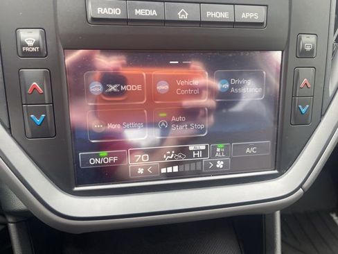 Used 2025 Subaru Crosstrek 2.0i image 25