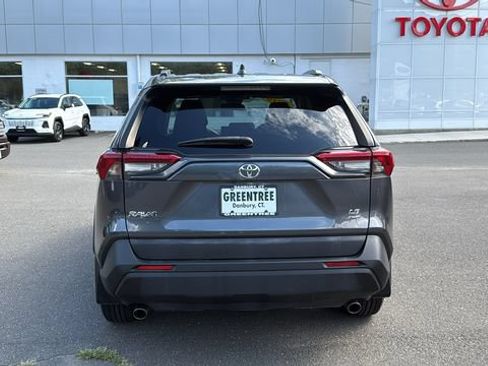 Certified 2019 Toyota RAV4 LE AWD/4WD image 5