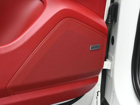 Certified 2022 Porsche Cayenne Turbo image 13