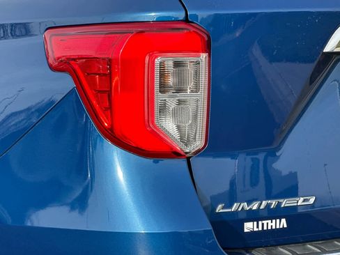 Certified 2022 Ford Explorer Limited w/ Equipment Group 301A image 29