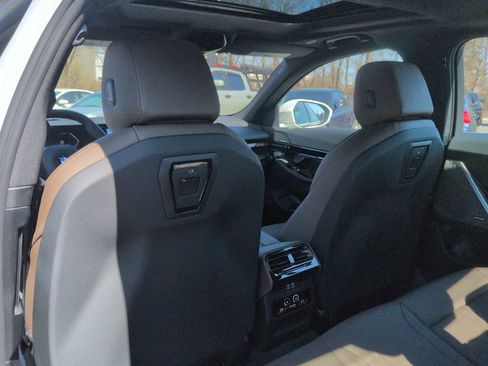 New 2026 BMW 530i xDrive image 19