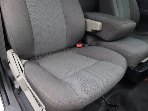 Used 2004 Ford F150 XL image 12