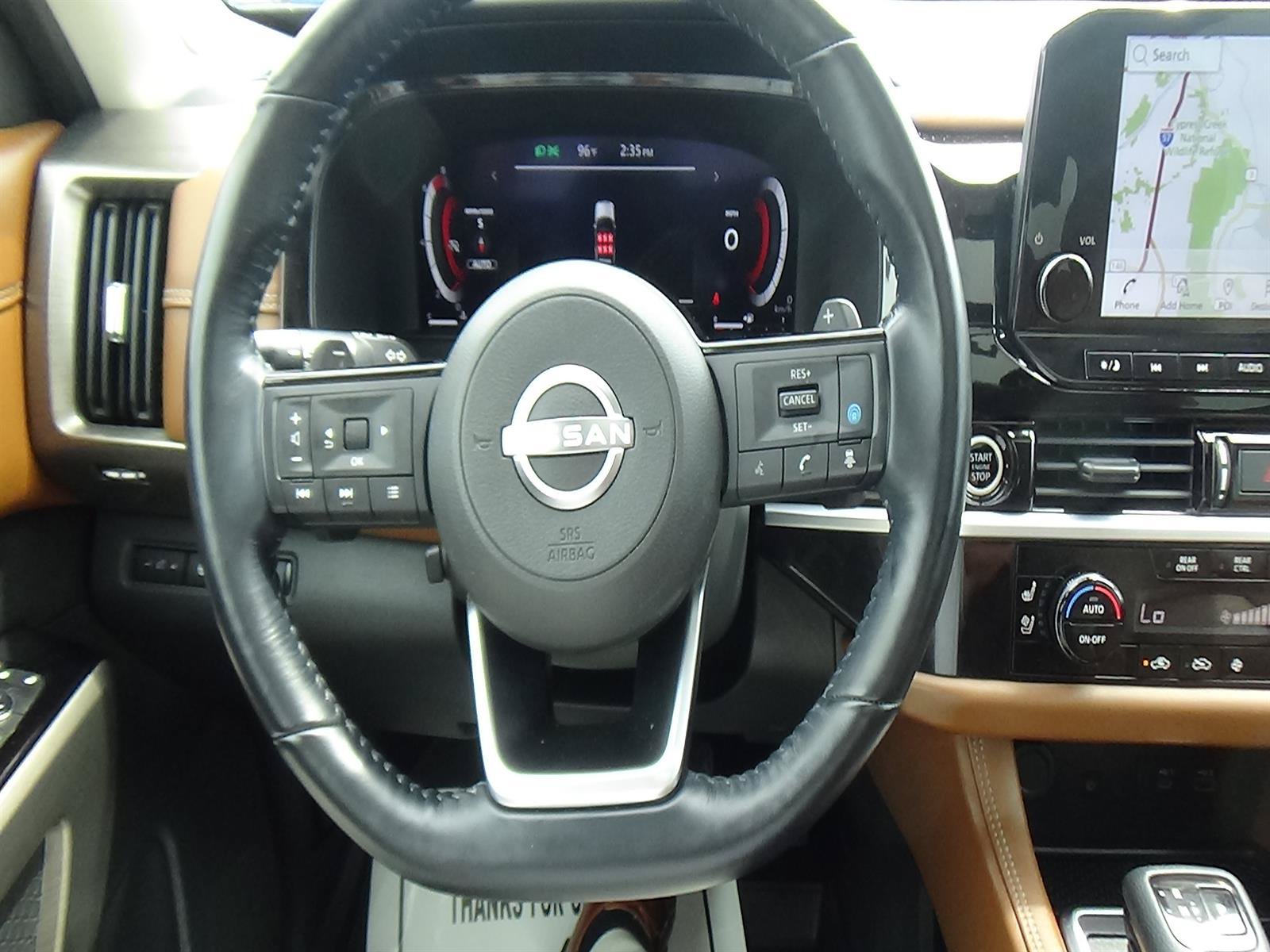 Used 2023 Nissan Pathfinder Platinum w/ Cargo Package AWD/4WD image 22