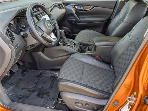 Used 2022 Nissan Rogue Sport SV w/ Technology Package AWD/4WD image 15
