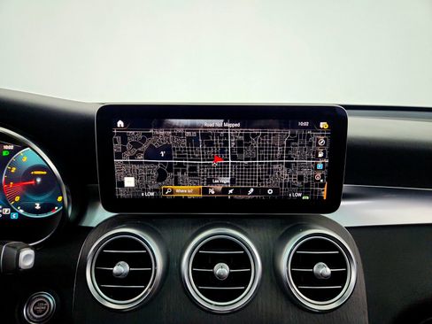 Used 2022 Mercedes-Benz GLC 300 4MATIC image 21