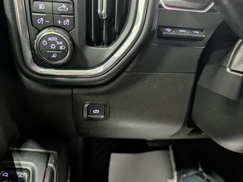 Used 2020 Chevrolet Silverado 2500 LTZ w/ LTZ Premium Package AWD/4WD image 23