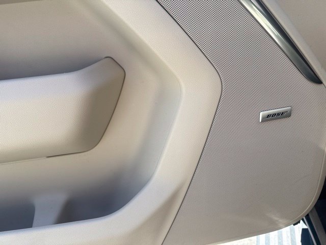 Used 2022 GMC Yukon XL Denali RWD image 13