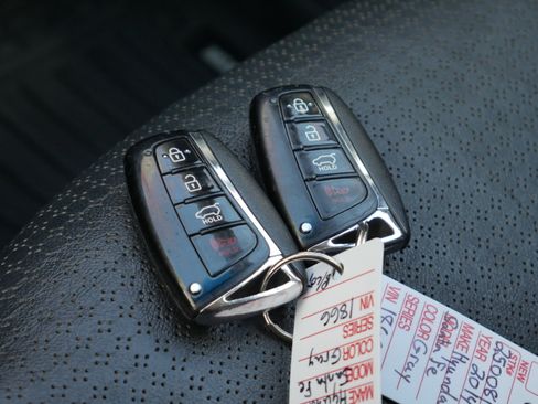 Used 2014 Hyundai Santa Fe Sport 2.0T w/ Navigation Package 06 AWD/4WD image 31