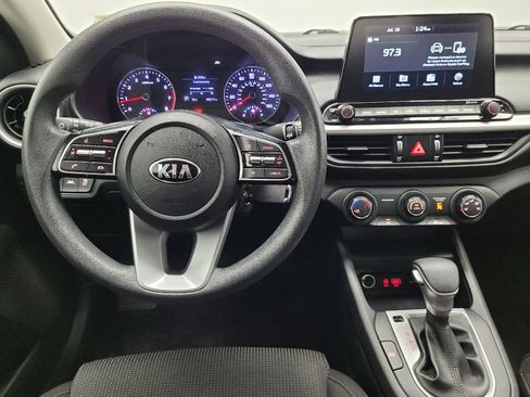 Used 2021 Kia Forte LXS FWD image 22