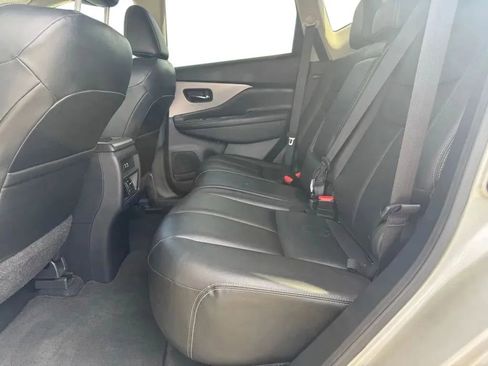 Used 2023 Nissan Murano SV AWD/4WD image 17