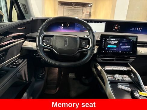 Used 2024 Lincoln Nautilus Reserve image 14