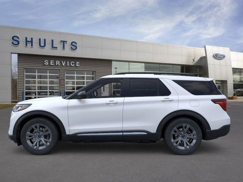 New 2025 Ford Explorer Active w/ Active Comfort Package image 3