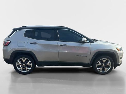 Used 2019 Jeep Compass Limited FWD image 6