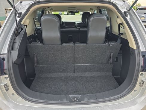 Used 2020 Mitsubishi Outlander SEL image 5